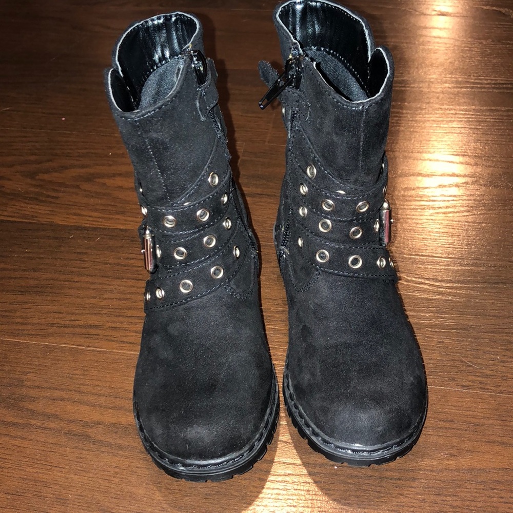 Stuart Weizmann toddler boots BNWOT